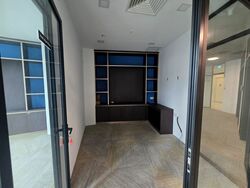 PLUS (D1), Office #570086221